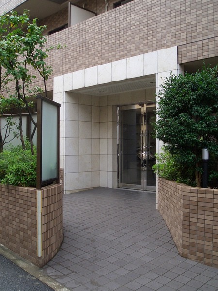 4/4 エントランス