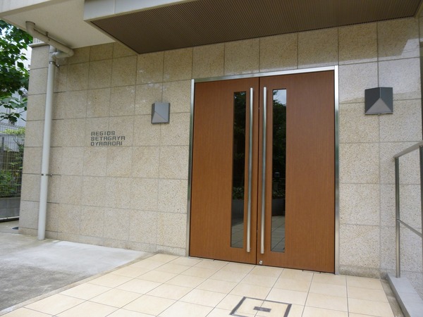 4/4 エントランス