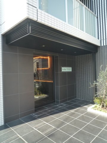 3/3 エントランス