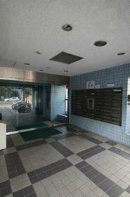 17/17 エントランス