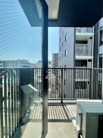 13/18 バルコニー