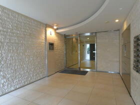 3/3 エントランス