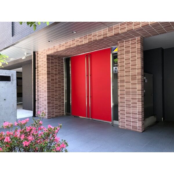 13/21 エントランス