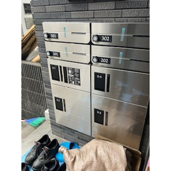 2/2 エントランス