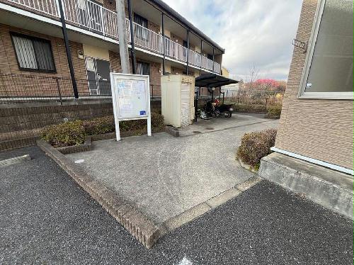 2/5 エントランス