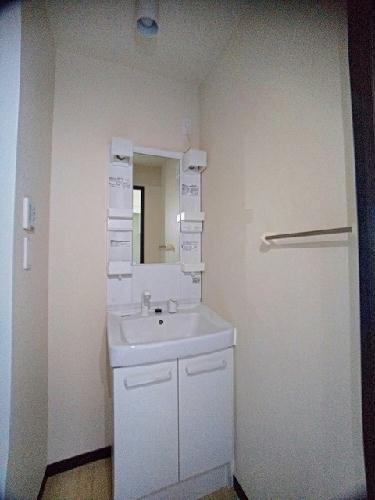 2/2 エントランス