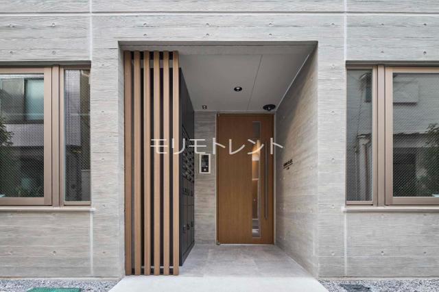 13/20 エントランス