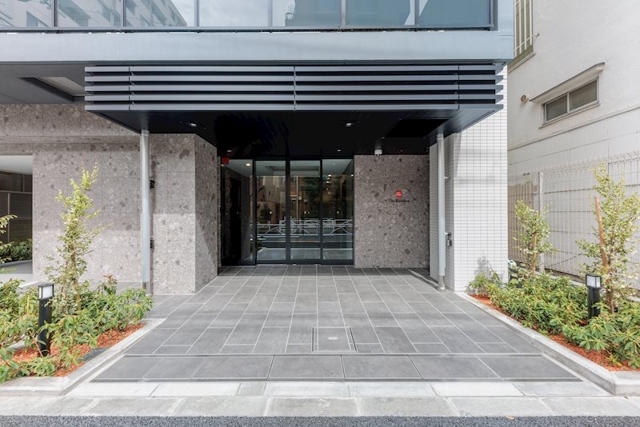 19/21 エントランス