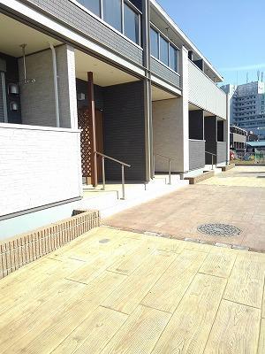 14/20 エントランス