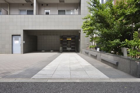 3/3 エントランス