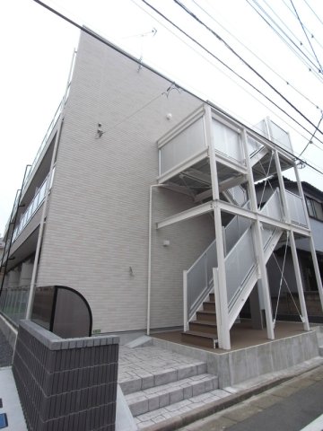 18/18 エントランス