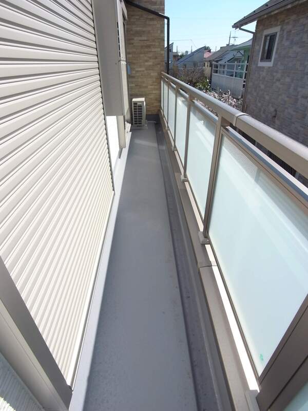 13/18 バルコニー