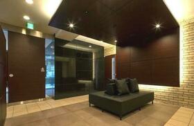 13/13 エントランス