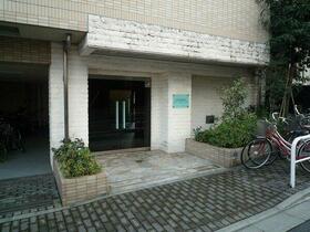 15/16 エントランス