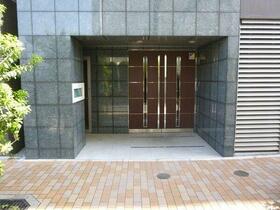 15/16 エントランス