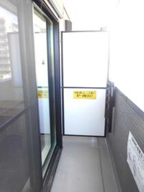 13/16 バルコニー