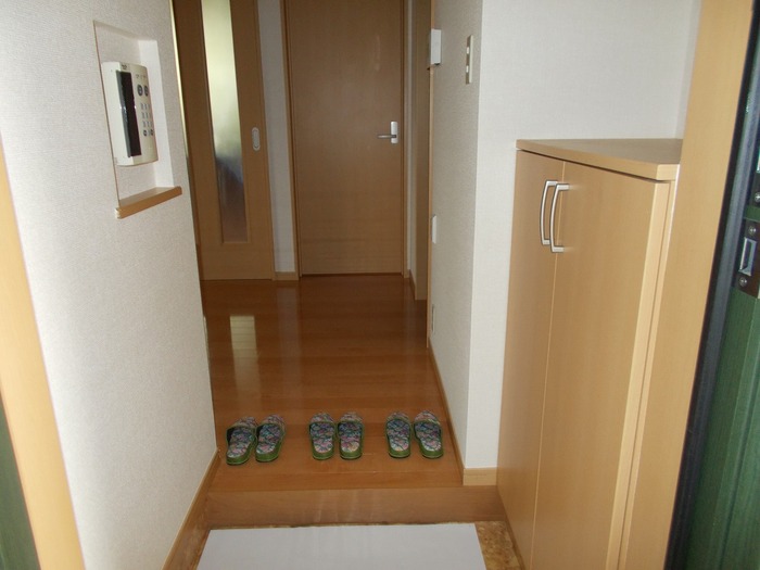4/11 玄関