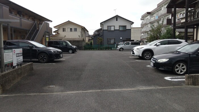 8/9 駐車場