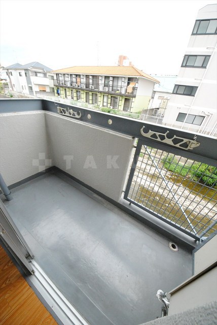 23/30 バルコニー