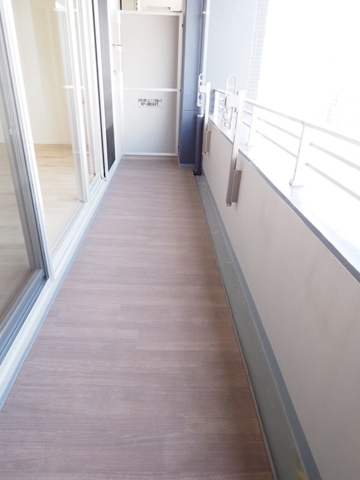 13/17 バルコニー