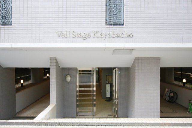 19/26 エントランス