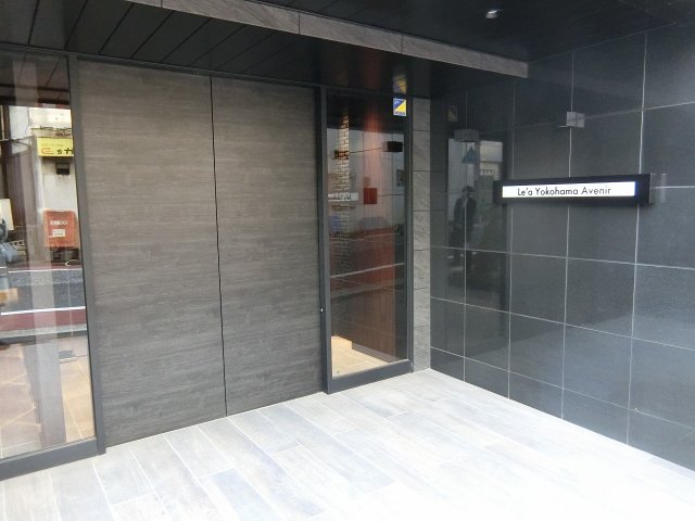 4/4 エントランス