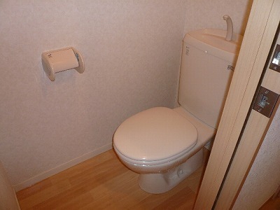 16/23 トイレ