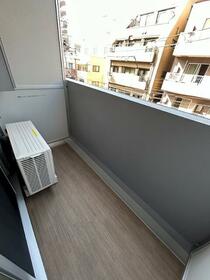 13/16 バルコニー