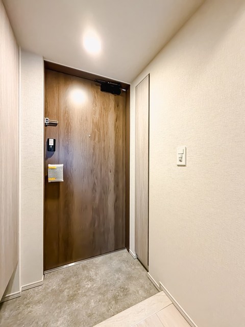 17/30 玄関