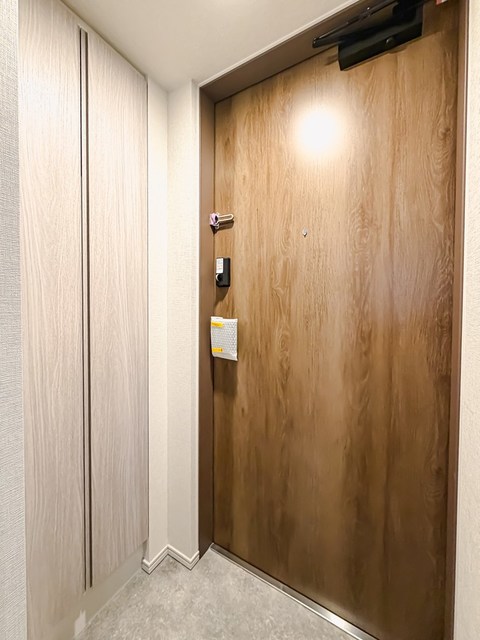 17/30 玄関