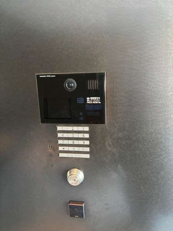 3/3 エントランス