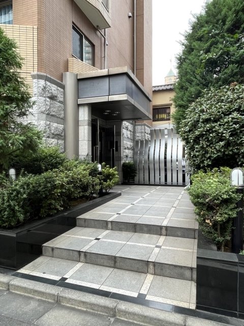 17/21 エントランス