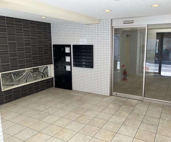 4/5 エントランス