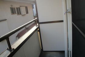 13/18 バルコニー