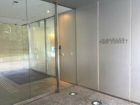 13/13 エントランス