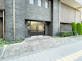 14/24 エントランス