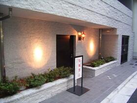 2/2 エントランス