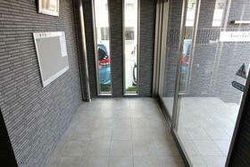 15/15 エントランス