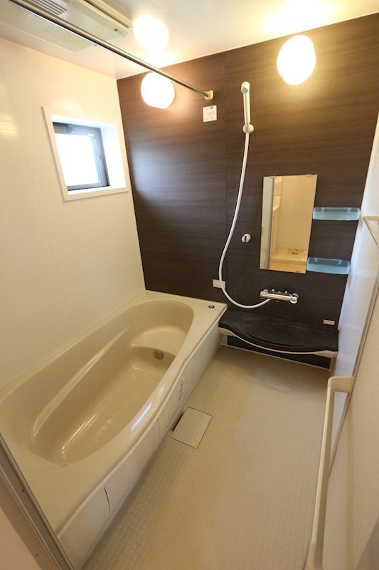 16/29 浴室