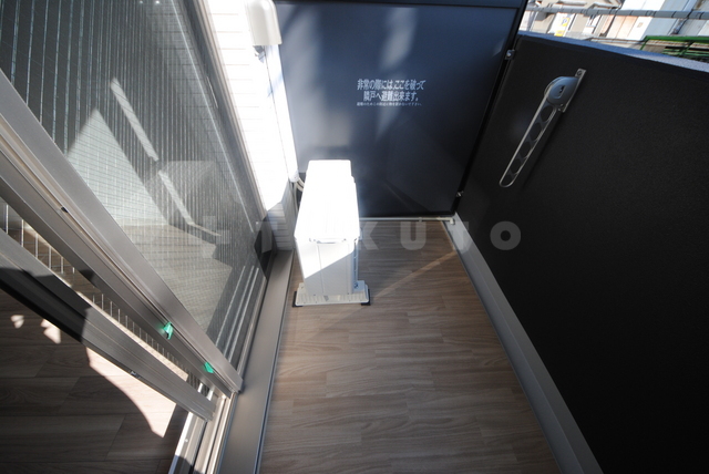 15/26 バルコニー