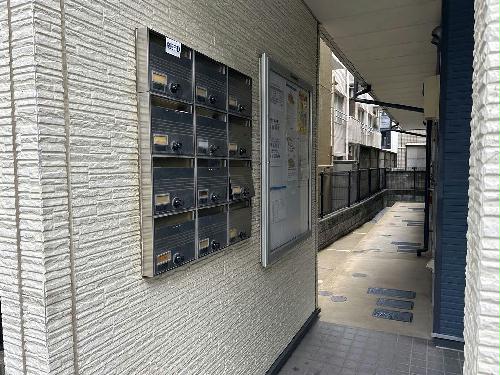 14/14 エントランス