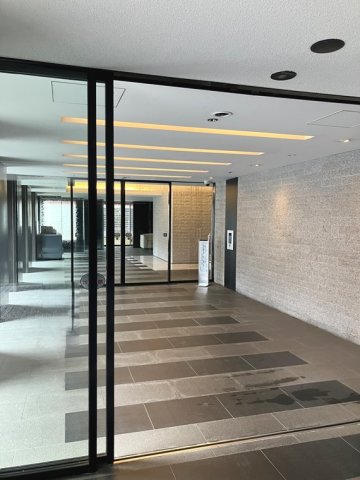 4/4 エントランス