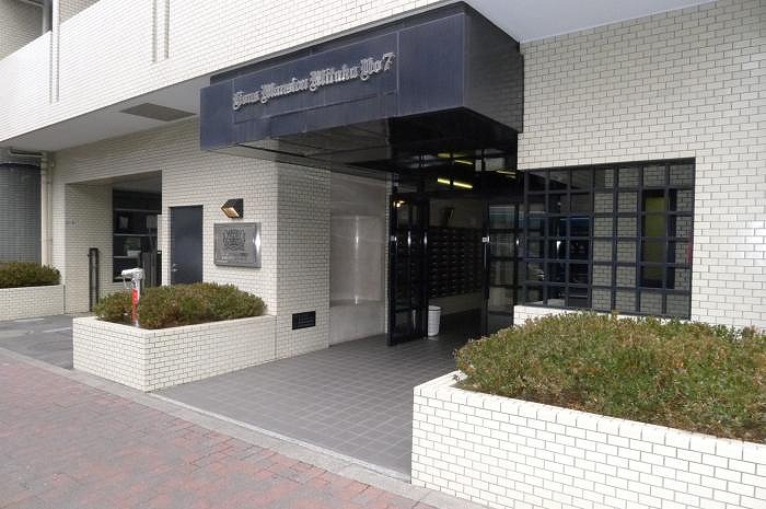 14/14 エントランス