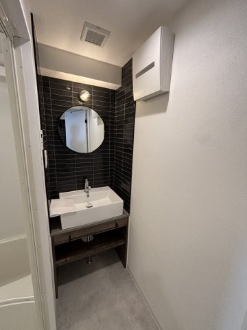 14/19 エントランス