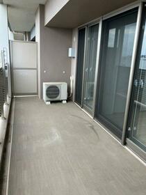 13/16 バルコニー