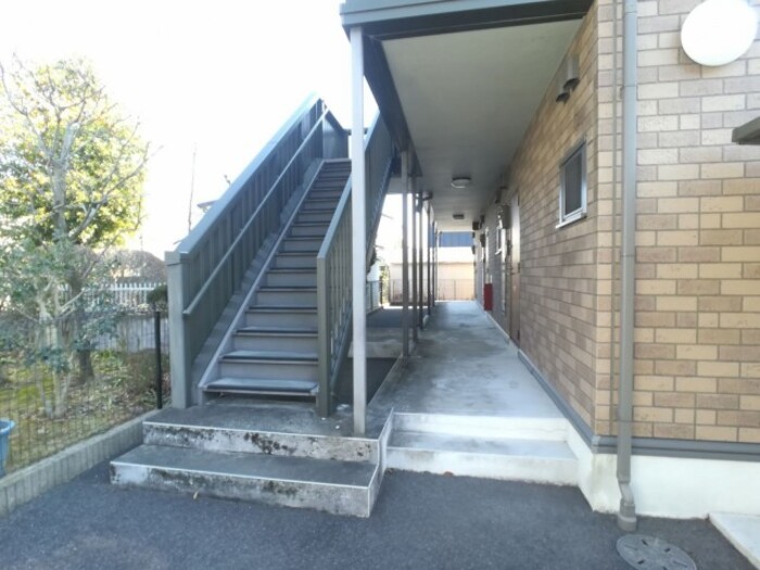 19/26 エントランス