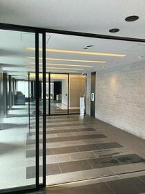 4/4 エントランス