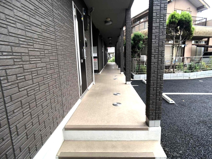 18/19 エントランス