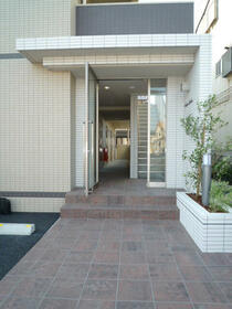 15/16 エントランス