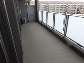 13/16 バルコニー